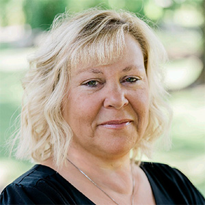 Debi Brobst